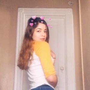 Meet your Posher, Katelyn